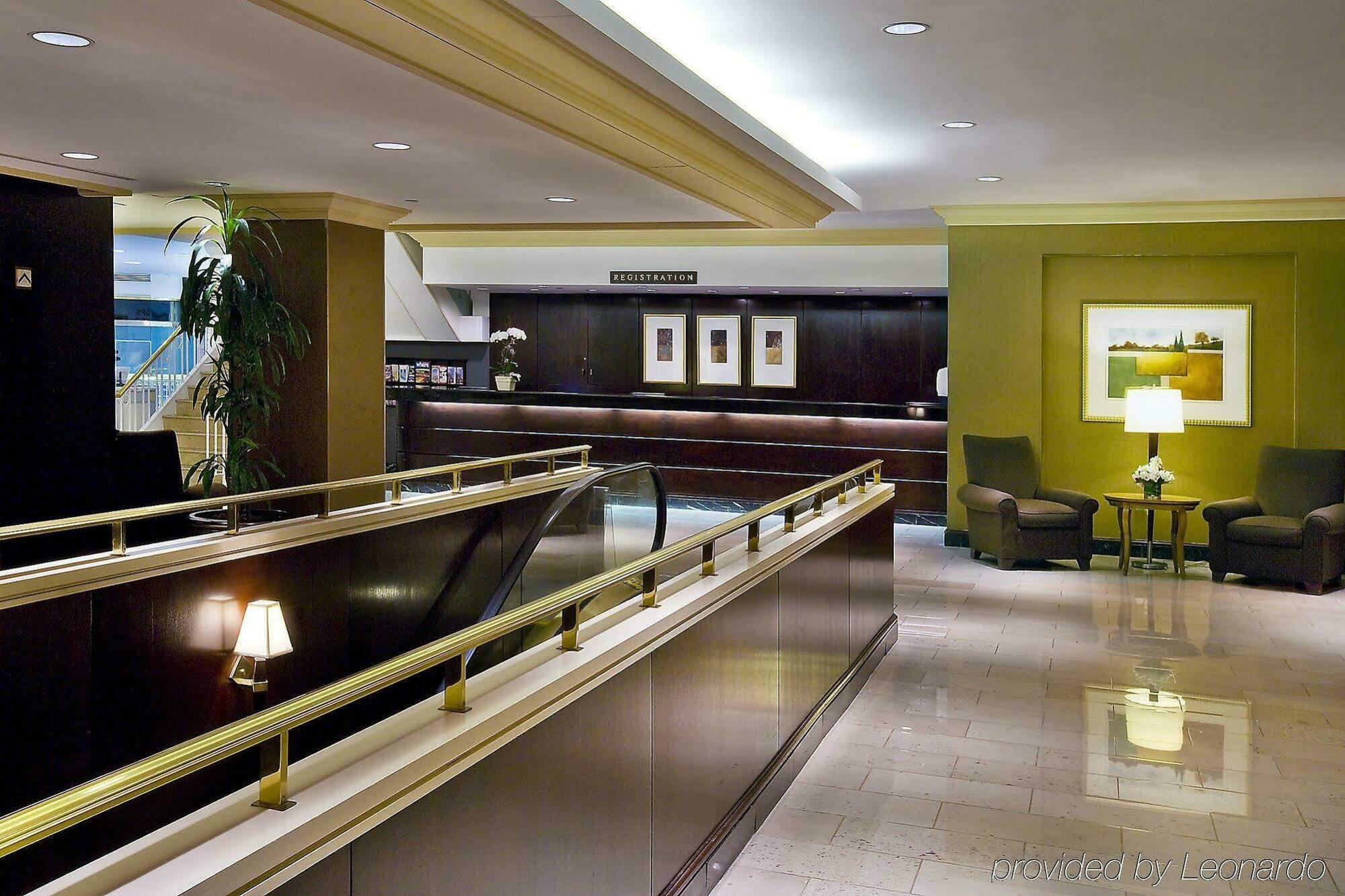 Embassy Suites By Hilton Washington Dc Chevy Chase Pavilion Інтер'єр фото